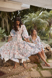BOCA DULCE Maxi DRESS IN JARDIN TROPICAL BLANCO