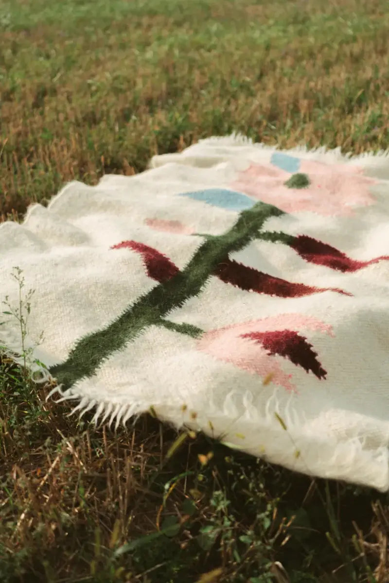 Multicoloured Handwoven Wool Lizhnyk – Brushed Texture with Delicate Floral Motif