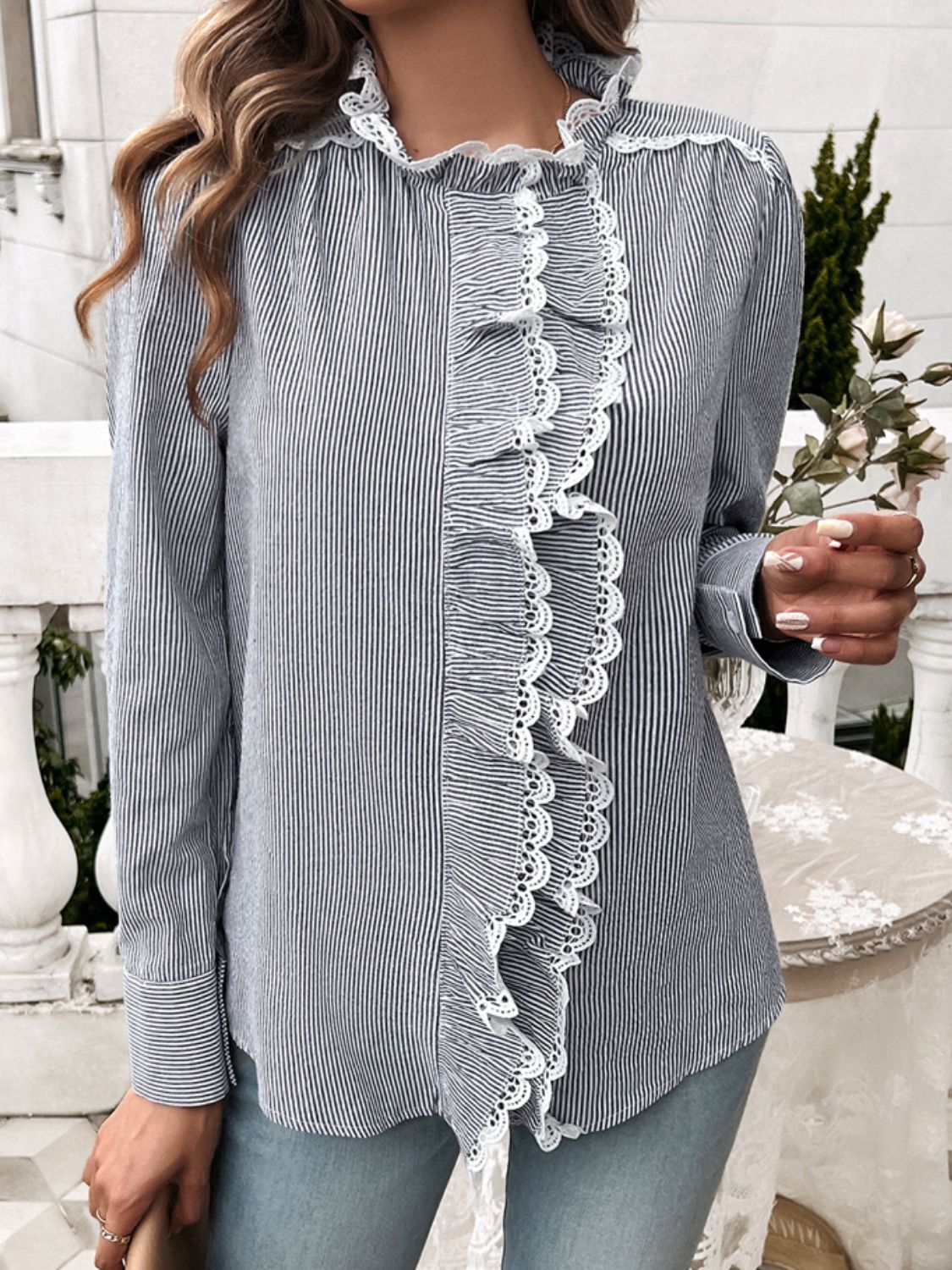 Lace Detail Ruffled Long Sleeve Shirt