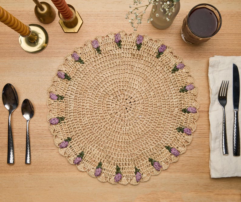 Tulip Floral Placemat – Hand-Crocheted Raffia – Handmade by Artisans in Madagascar
