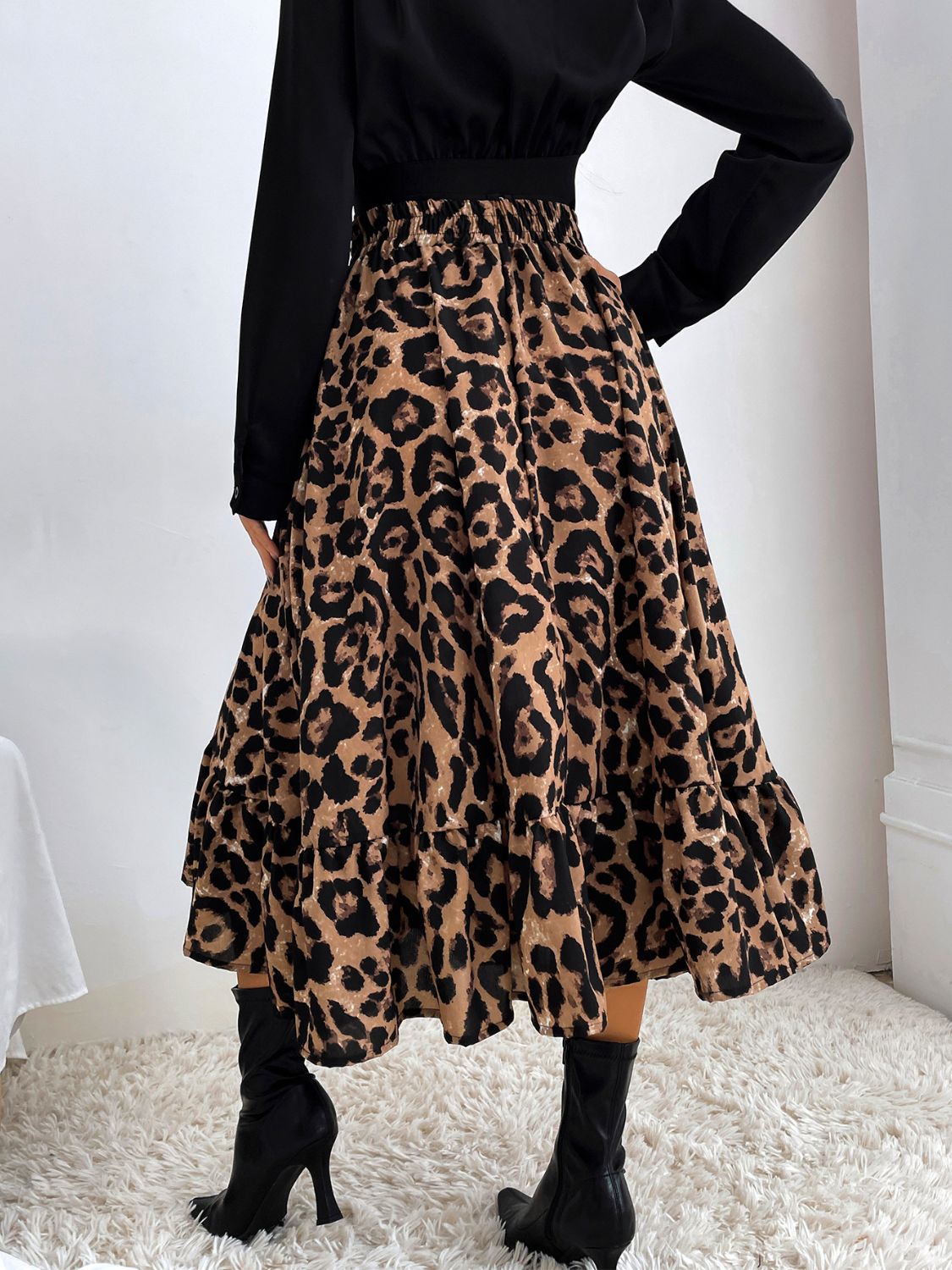 Printed Elastic Waist Leopard Skirt