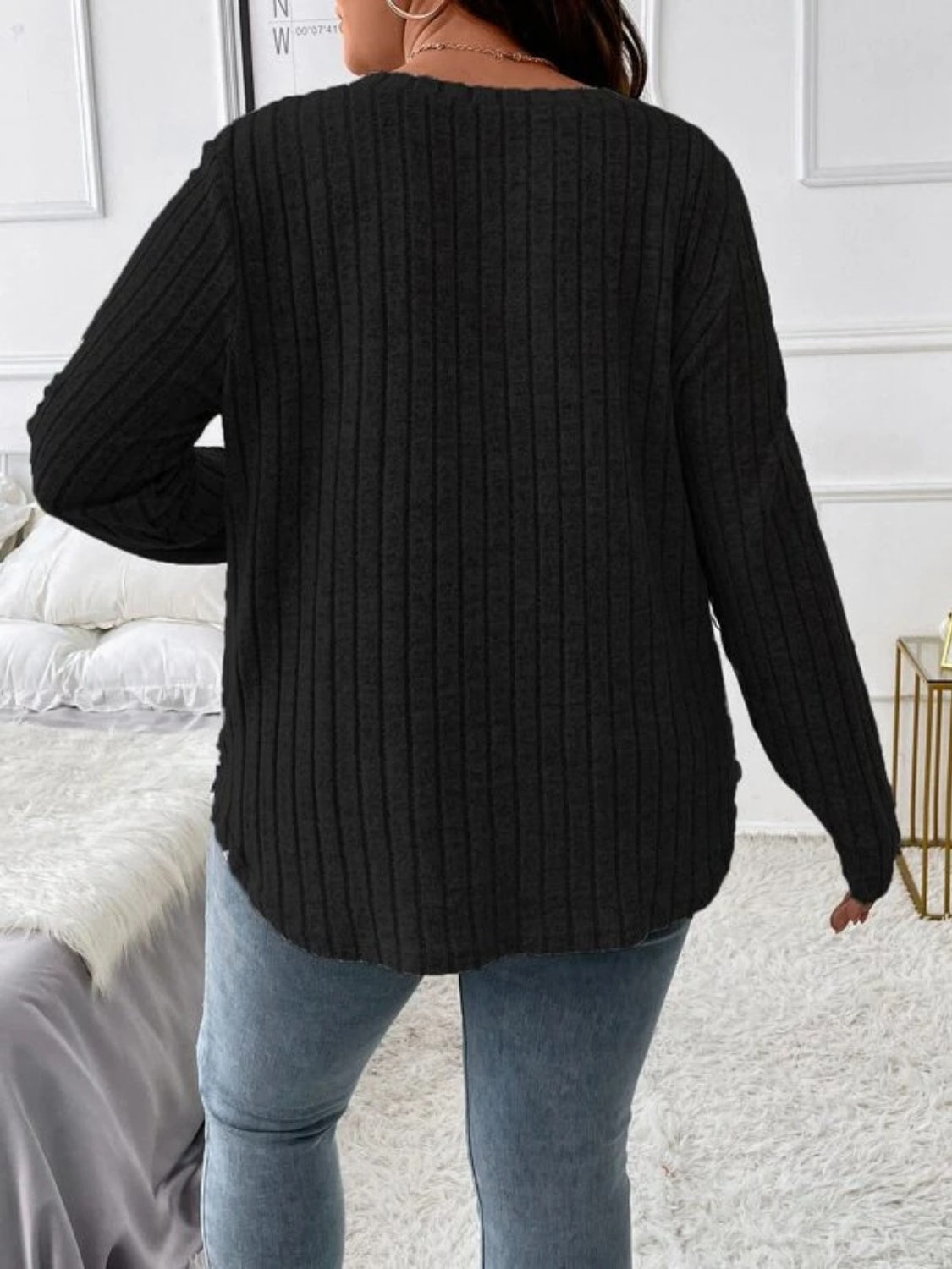 Plus Size V-Neck Long Sleeve Top