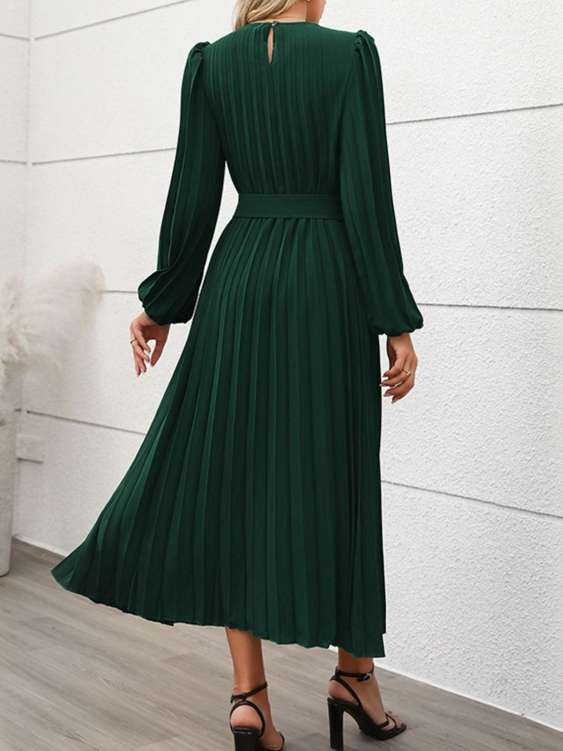 Pleated Round Neck Long Sleeve Midi Dress