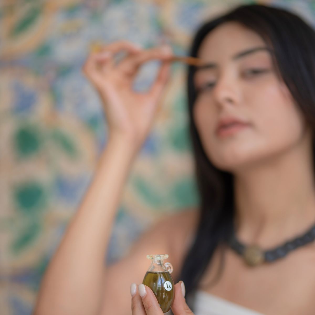 Henna Oil for Dry Hair & Scalp - Handmade glass amphorae bottle