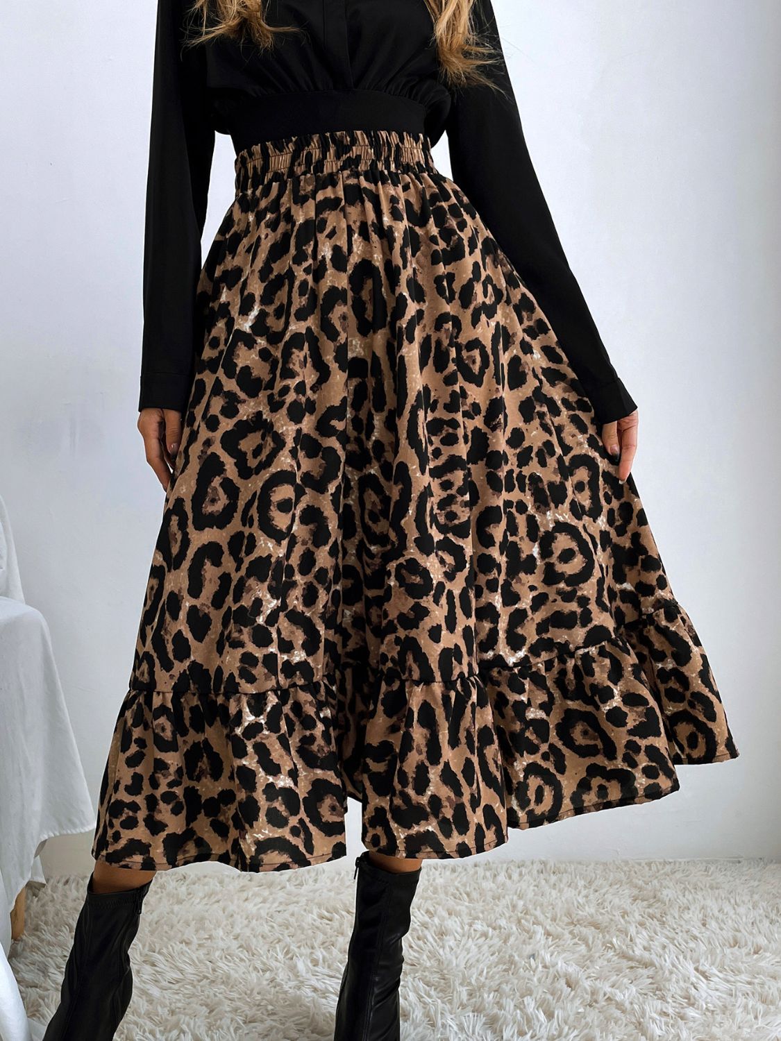 Printed Elastic Waist Leopard Skirt