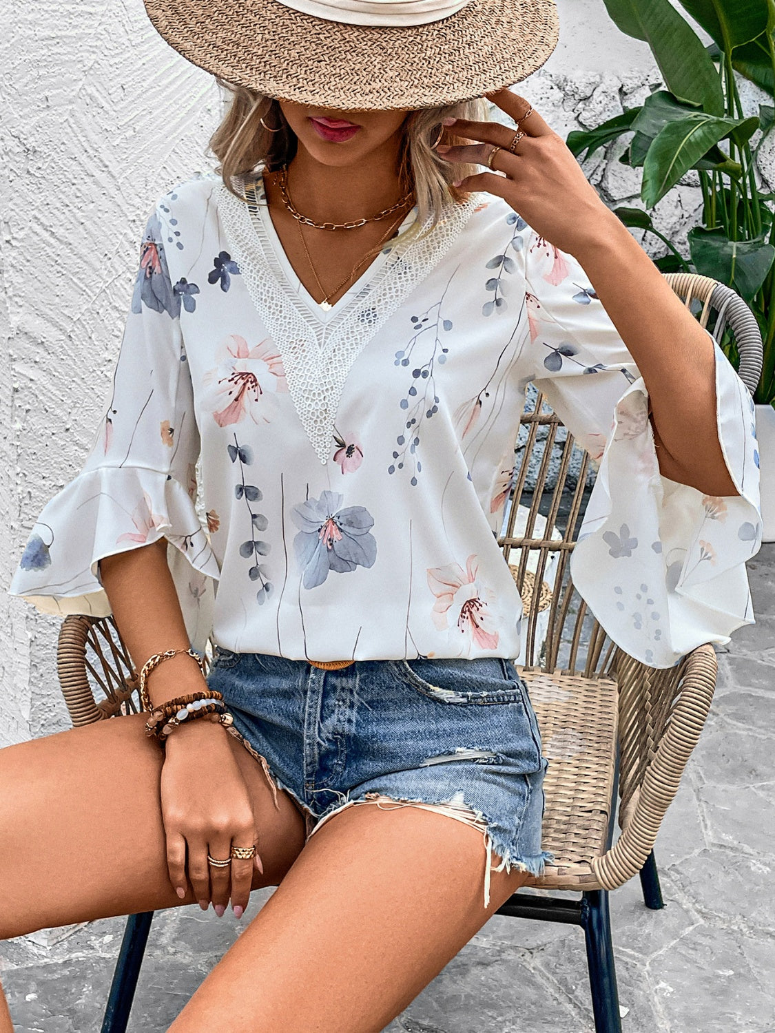 Feminine  Ruffled Printed V-Neck Half Sleeve Blouse