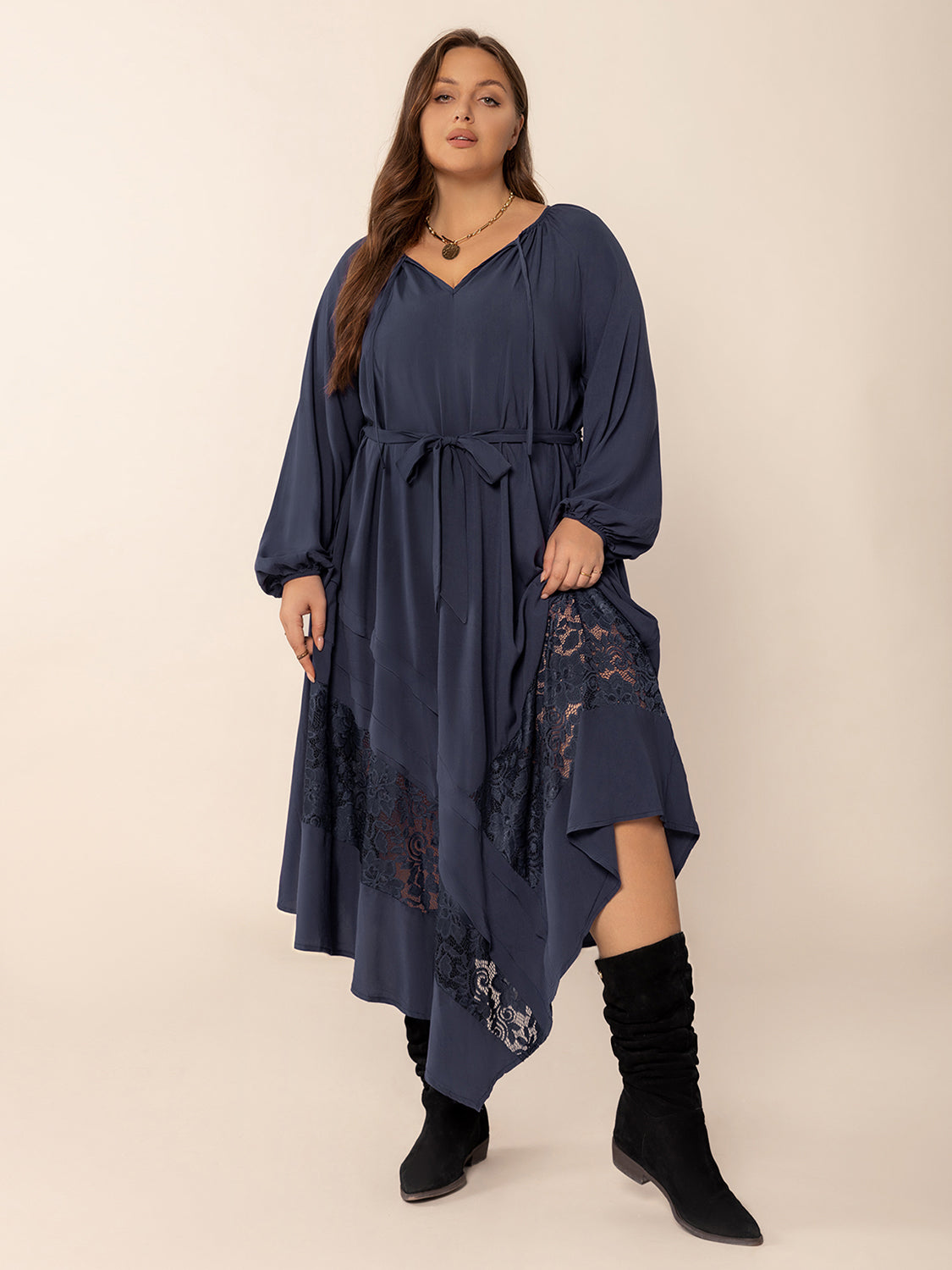 Plus Size Lace Detail Long Sleeve Midi Dress