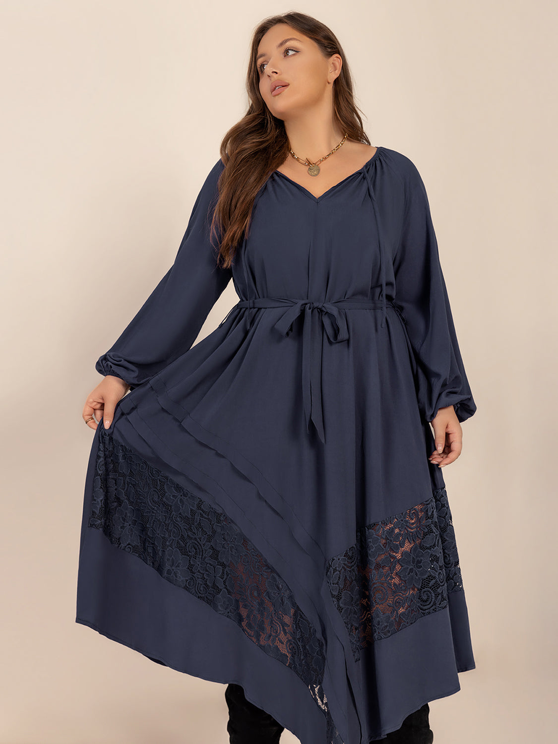 Plus Size Lace Detail Long Sleeve Midi Dress