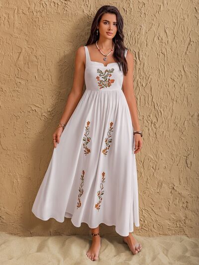 Floral Embroidered White Sleeveless Beach Maxi Dress