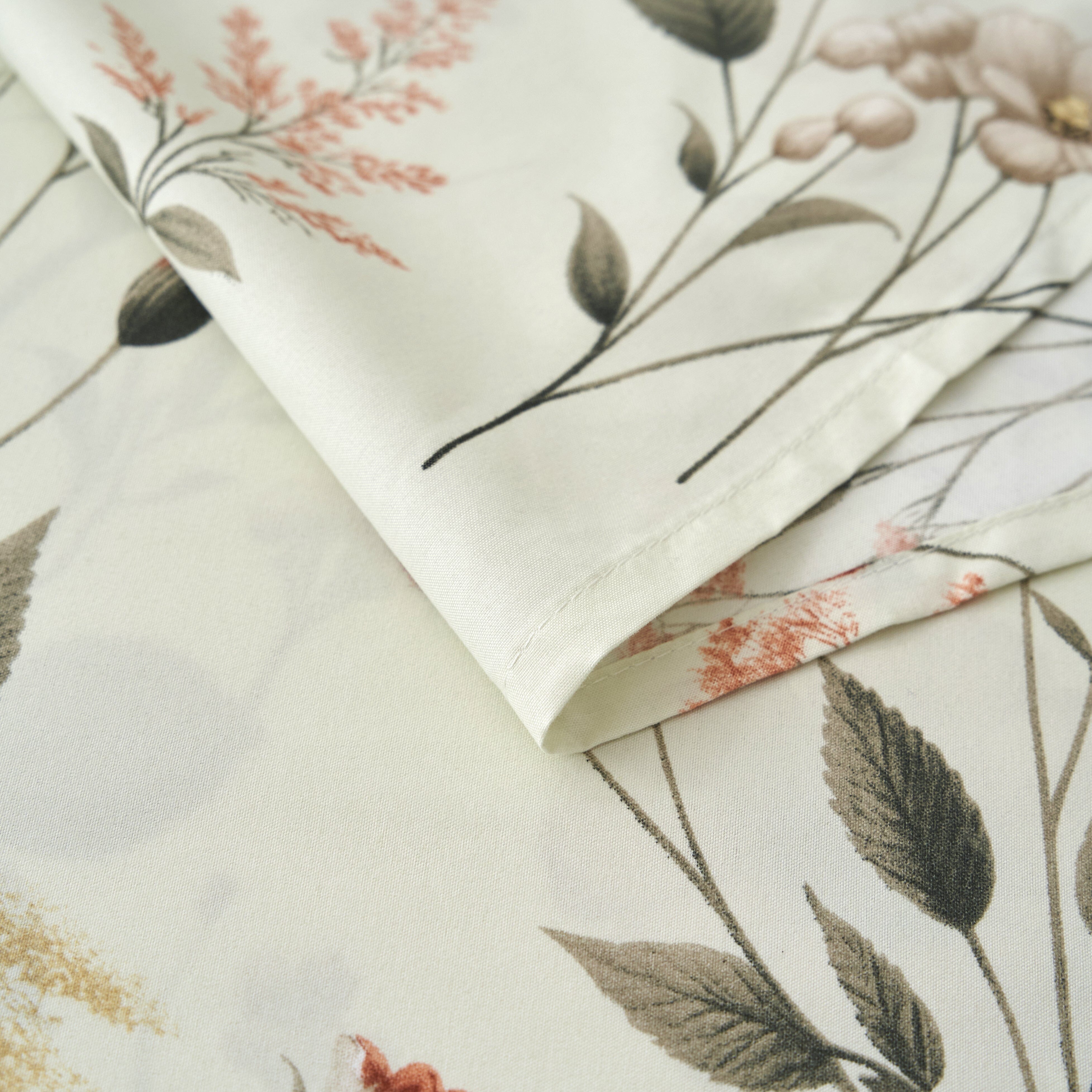 Enchanted Meadow Bed Sheet Set -
