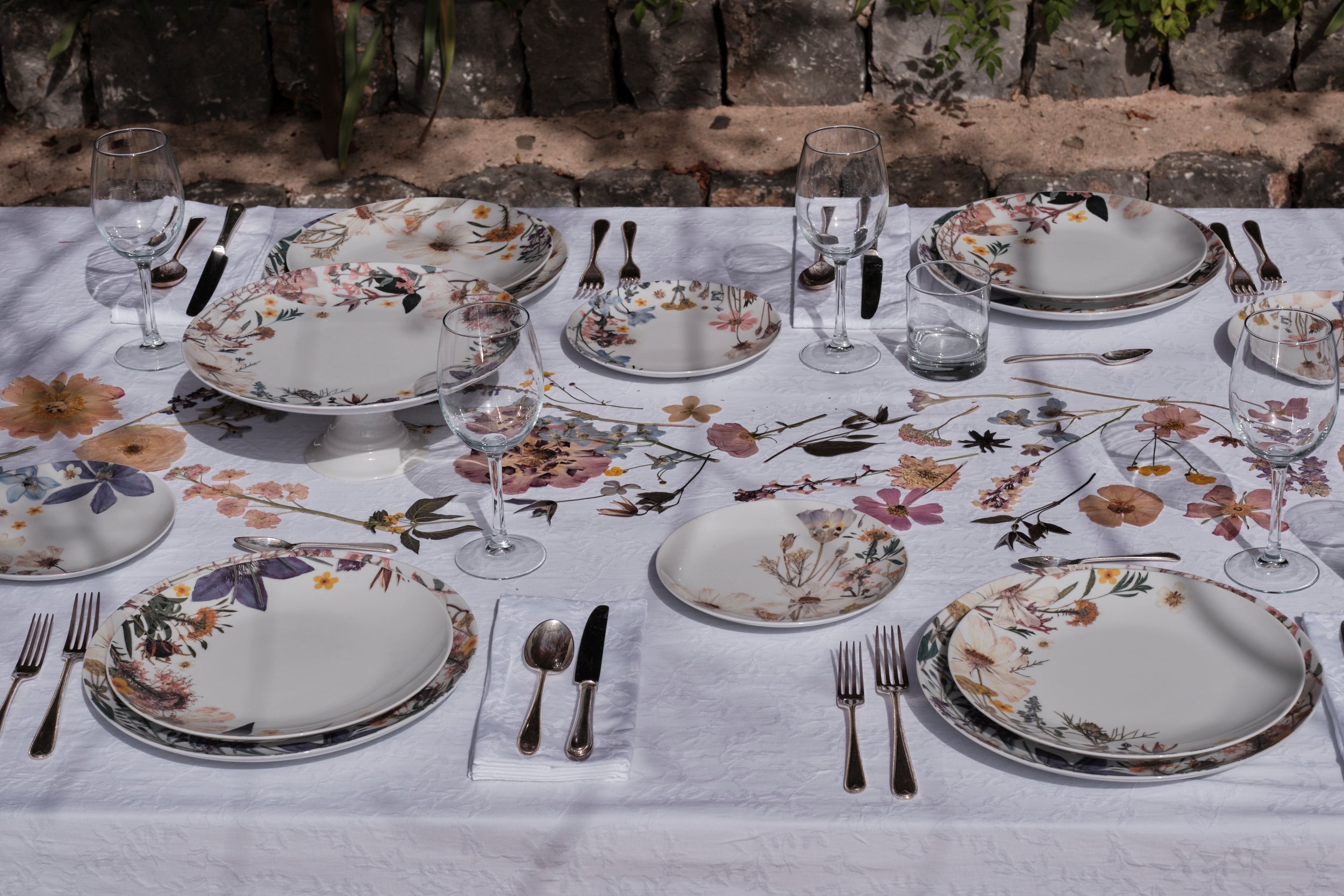 California Garden Dinner Plates - Artisan Decorated by Hand