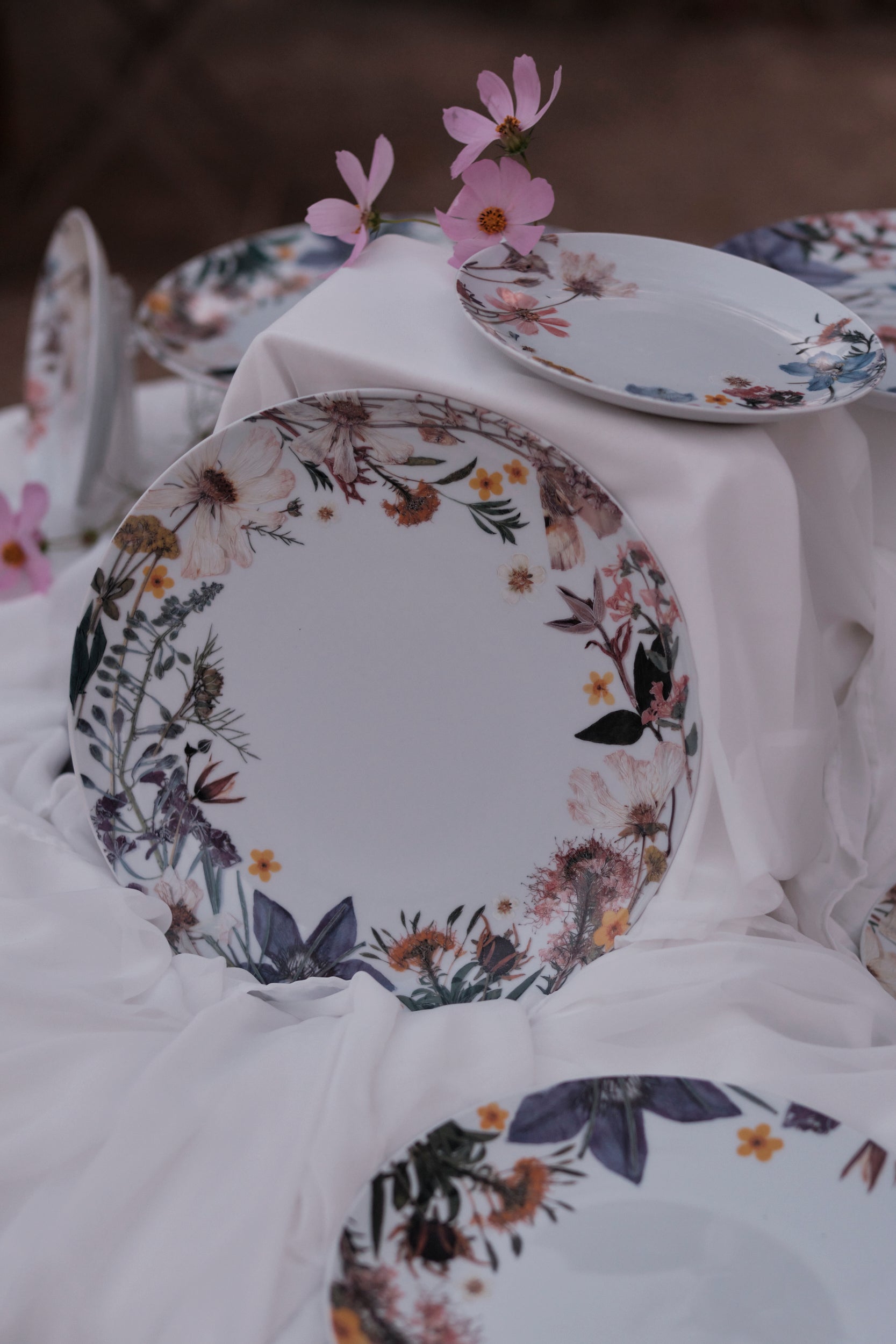 Artisan California Garden Charger - Decorated by Hand In Poland
