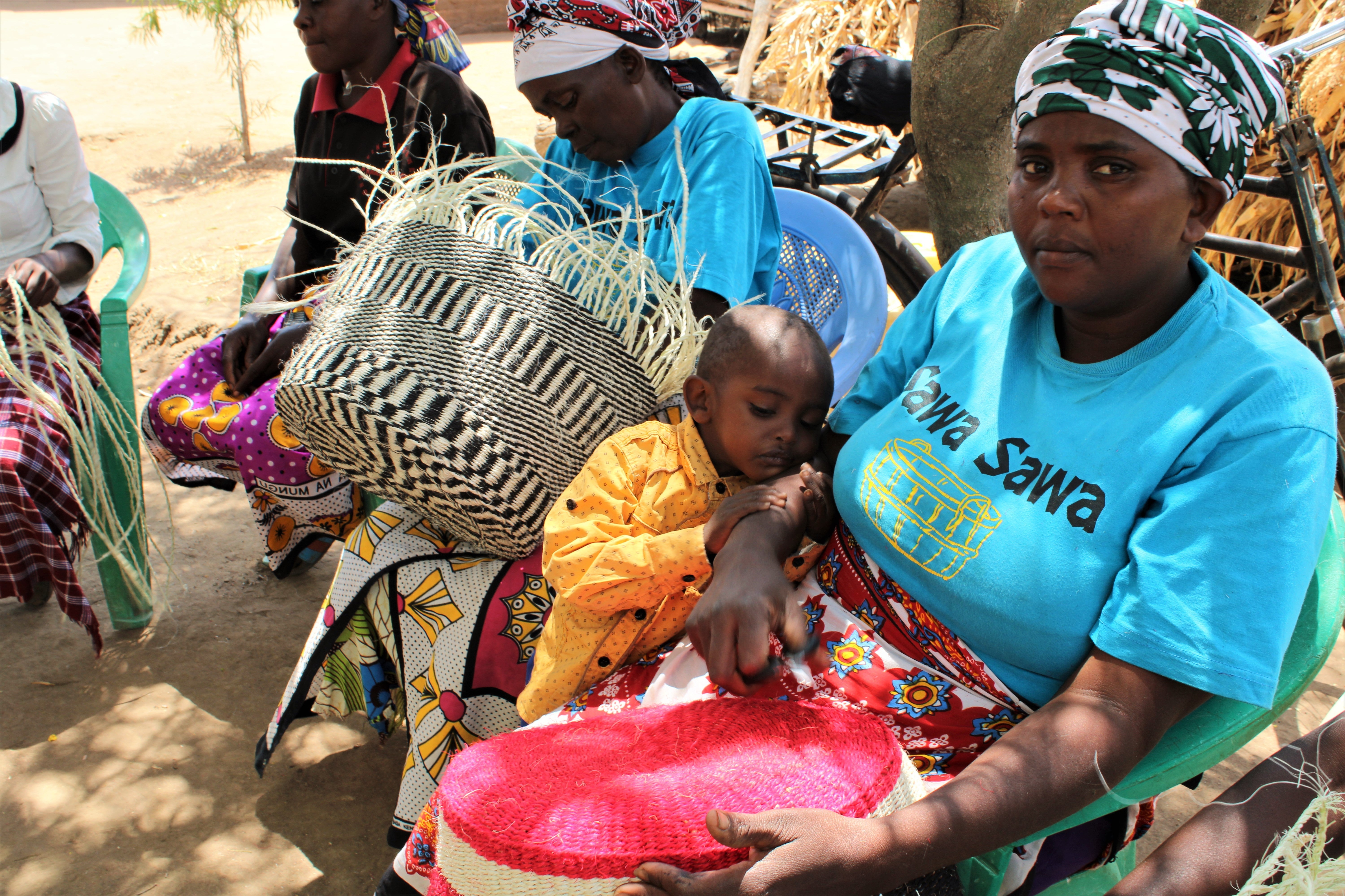 Kenyan Artisan Balance Stripes Handwoven Beach Straw Tote Basket