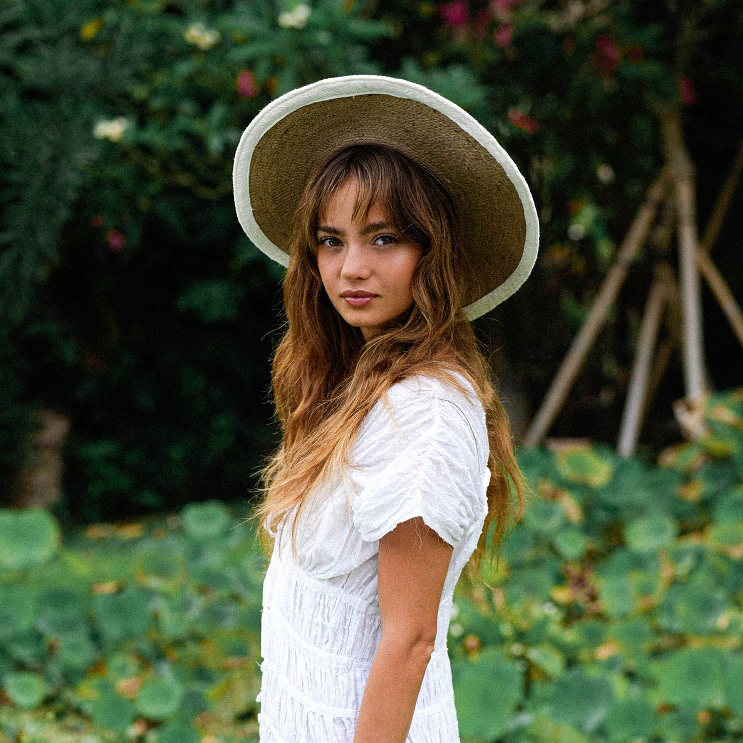 The Loretta Linen Jute Hat In Off White - Artisan-made in Bali