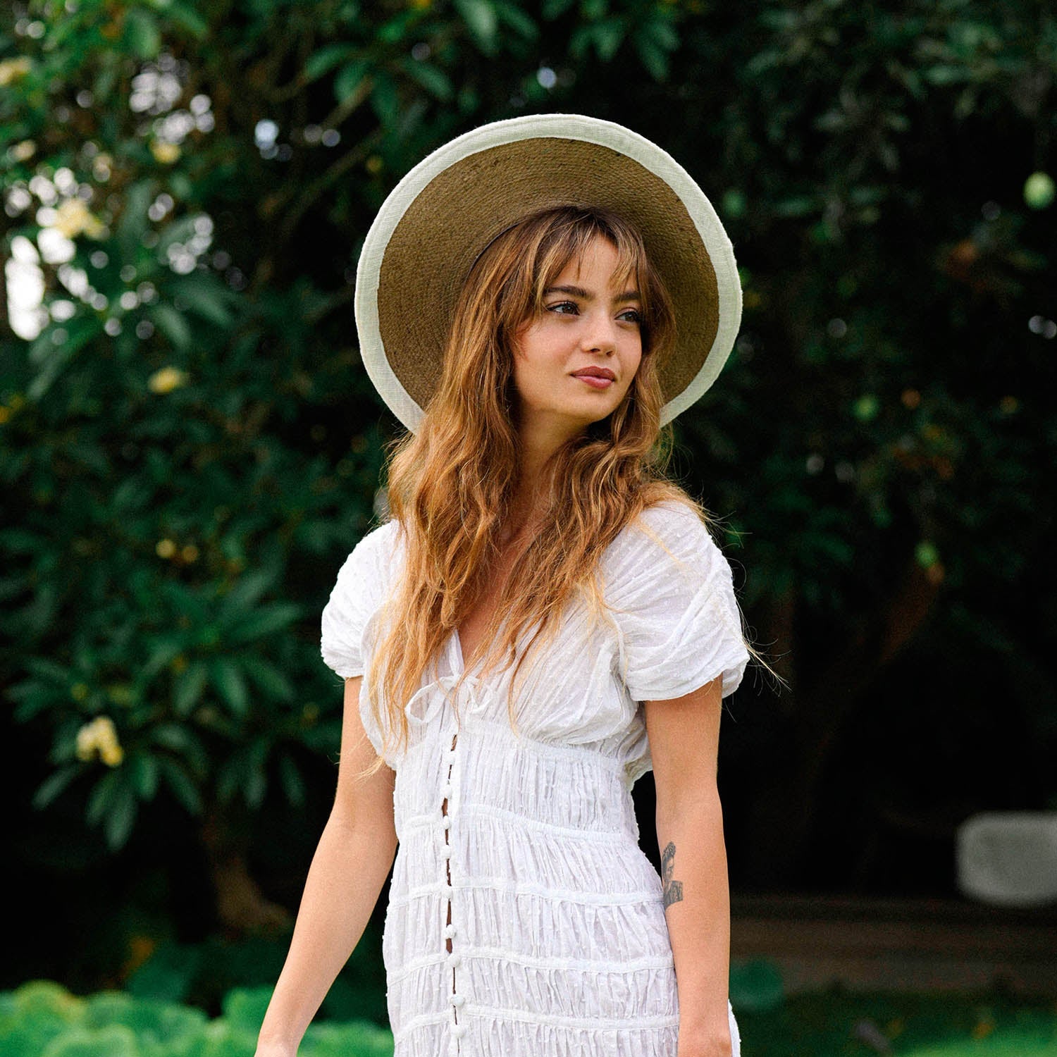The Loretta Linen Jute Hat In Off White - Artisan-made in Bali