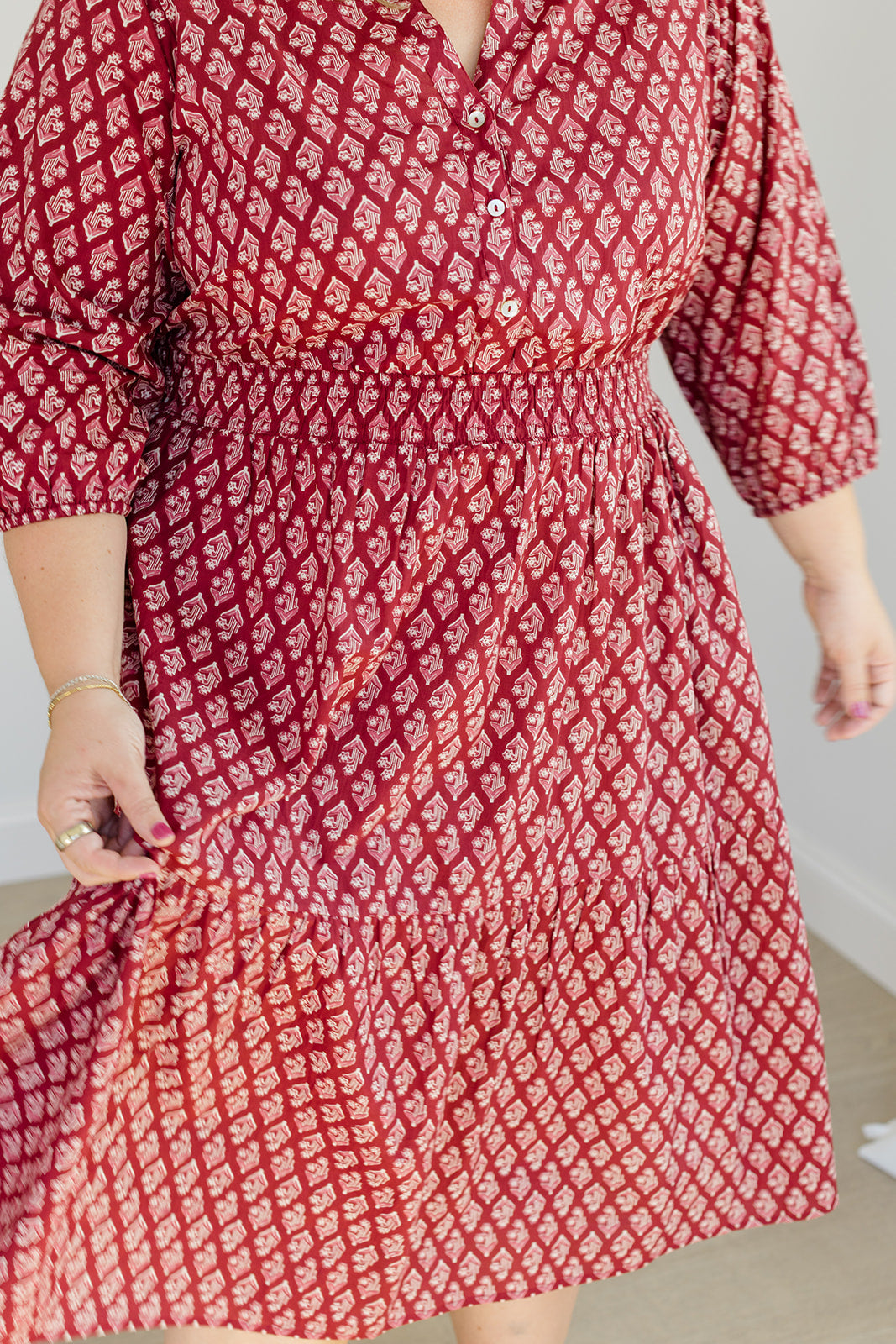 The Francesca Midi Dress in Spiced Merlot Plus Size