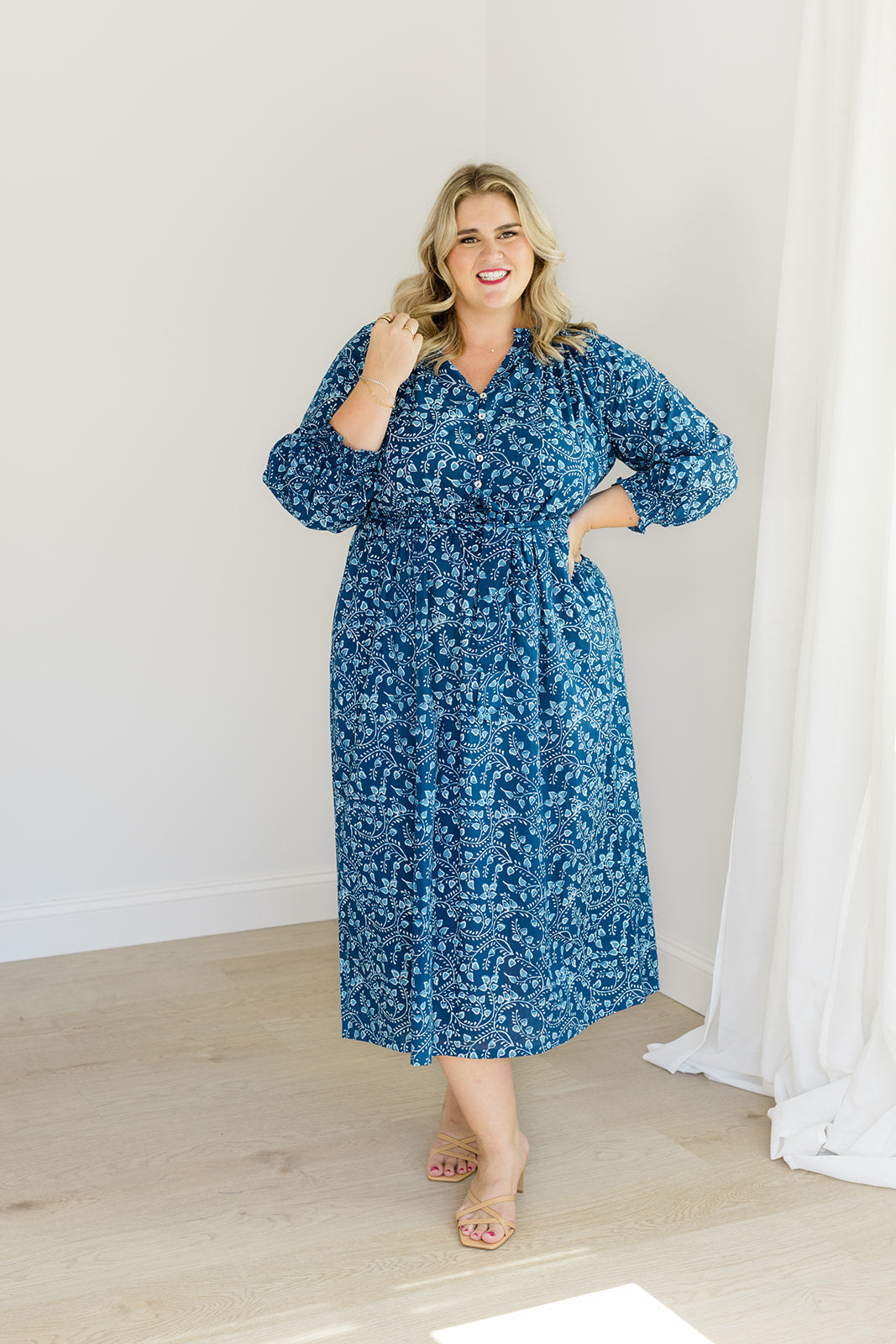 The Savana Midi Dress in Winter Blossom Plus Size
