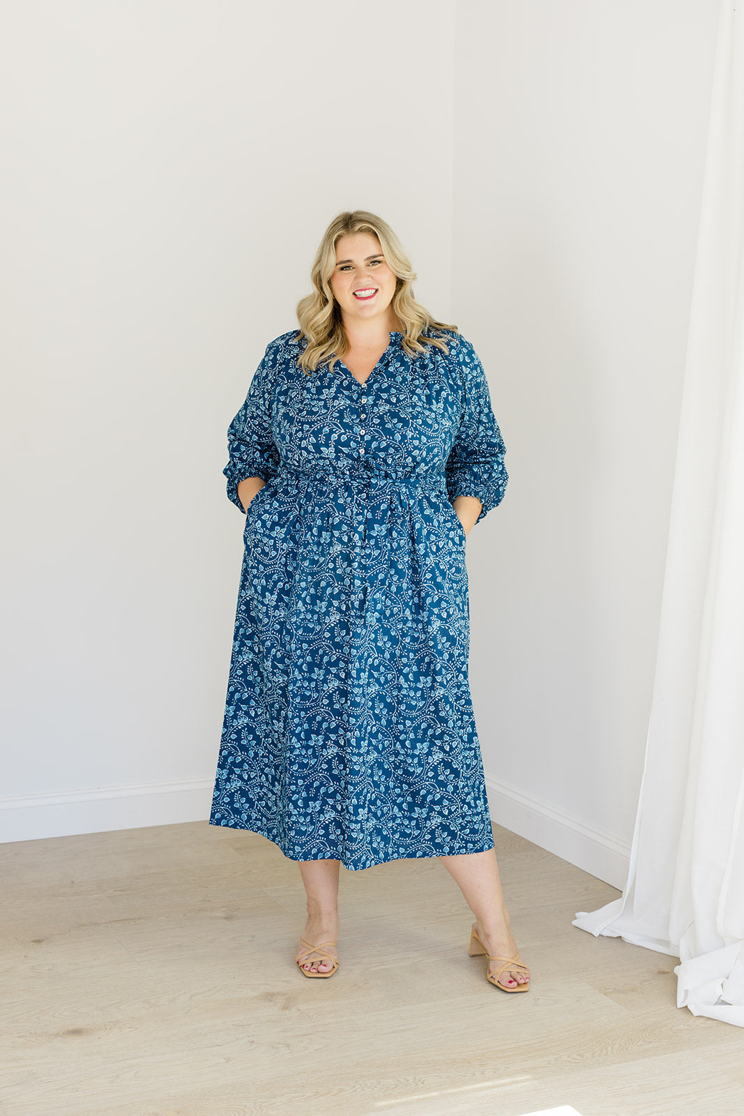 The Savana Midi Dress in Winter Blossom Plus Size