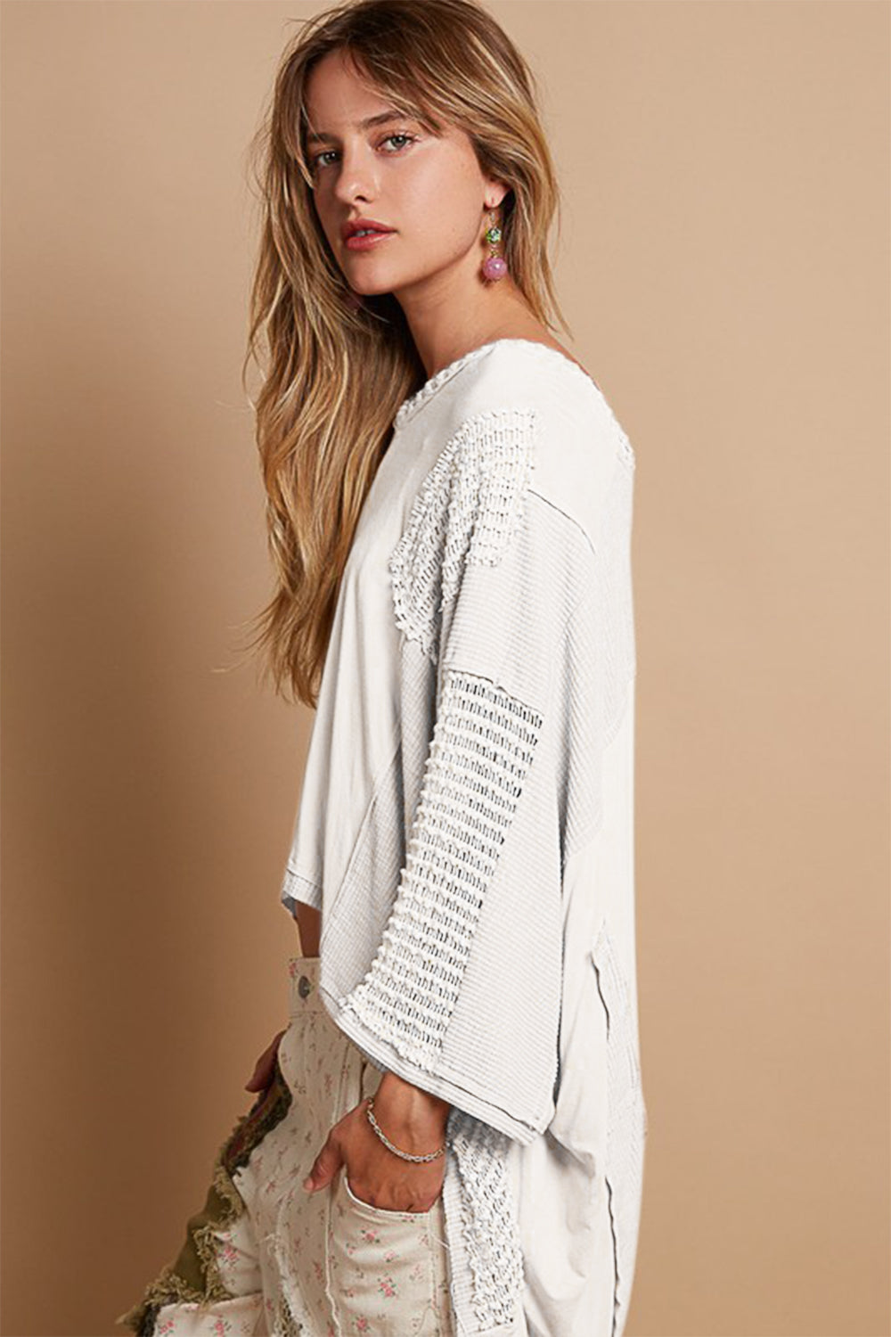 High-Low Contrast V-Neck Beach Top