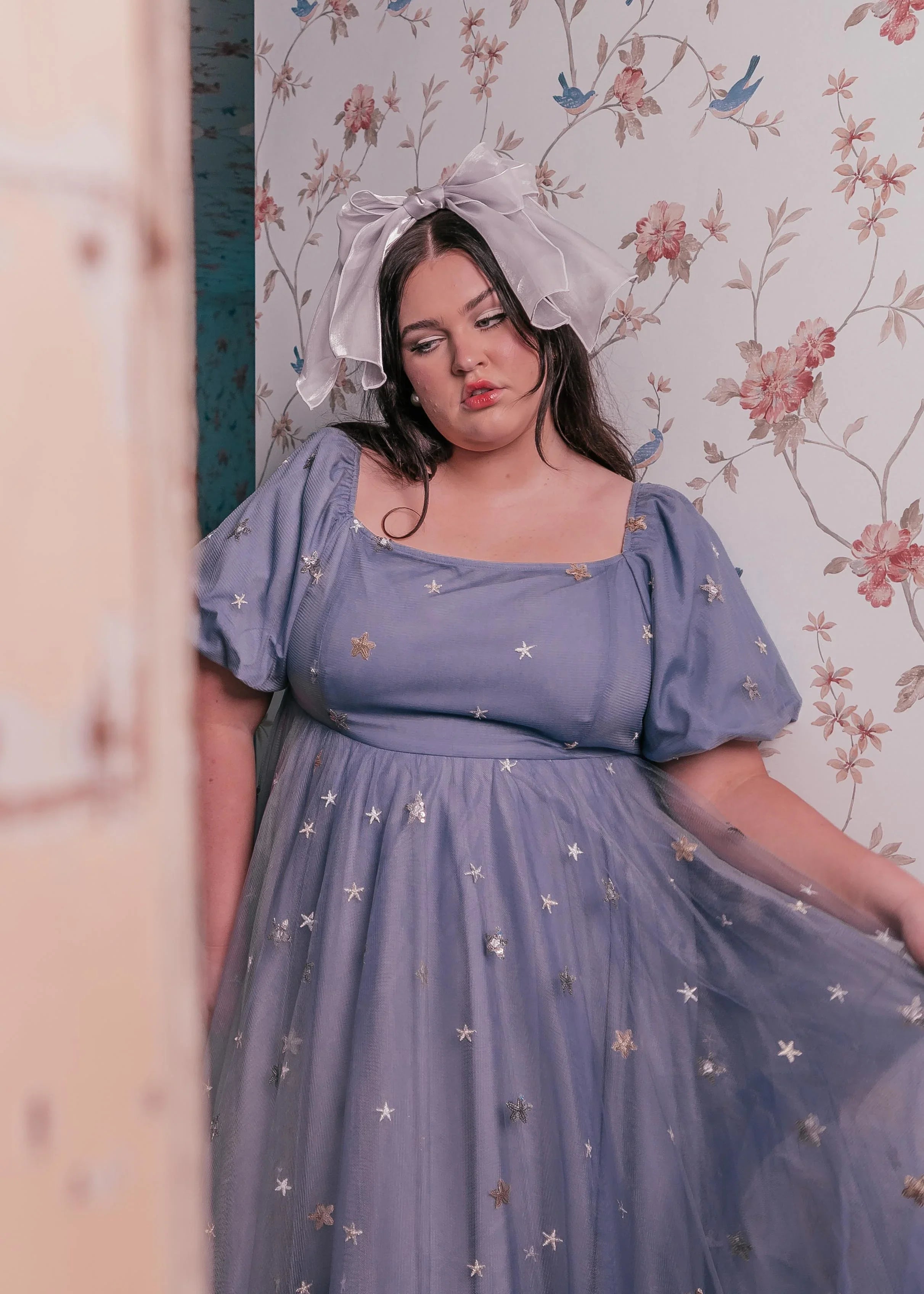 Wendy Dress Blue Star Feminine Maxi Dress – The Landing World
