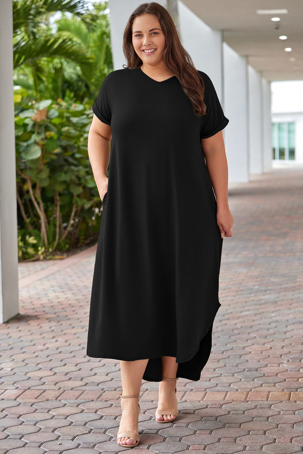 Plus Size V-Neck Beach Maxi Dress