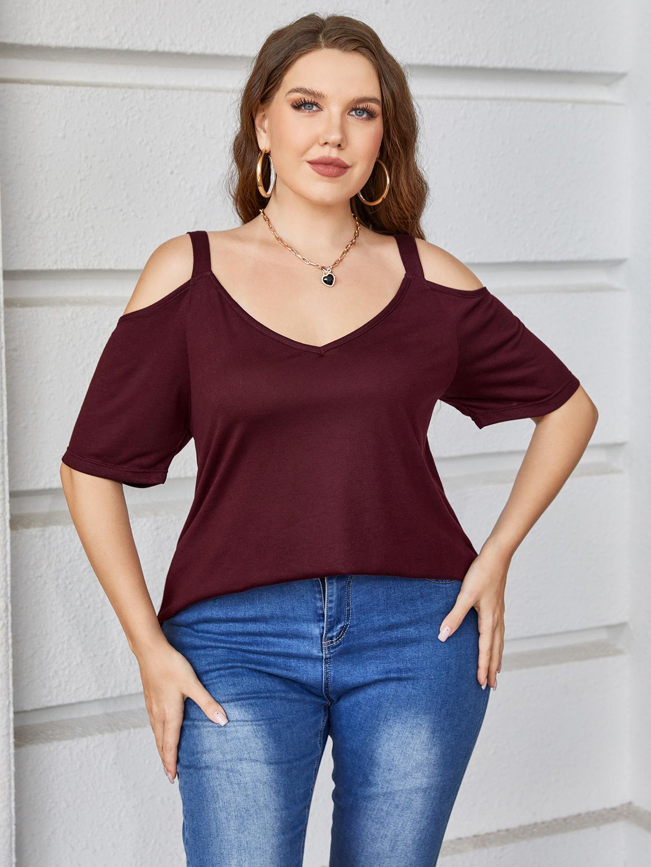 Plus Size V-Neck Vacation Top