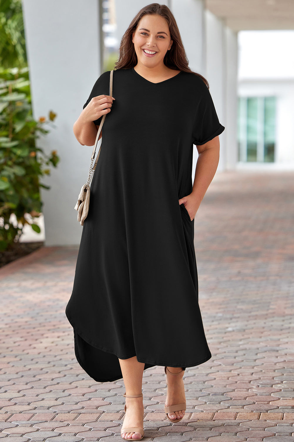 Plus Size V-Neck Beach Maxi Dress